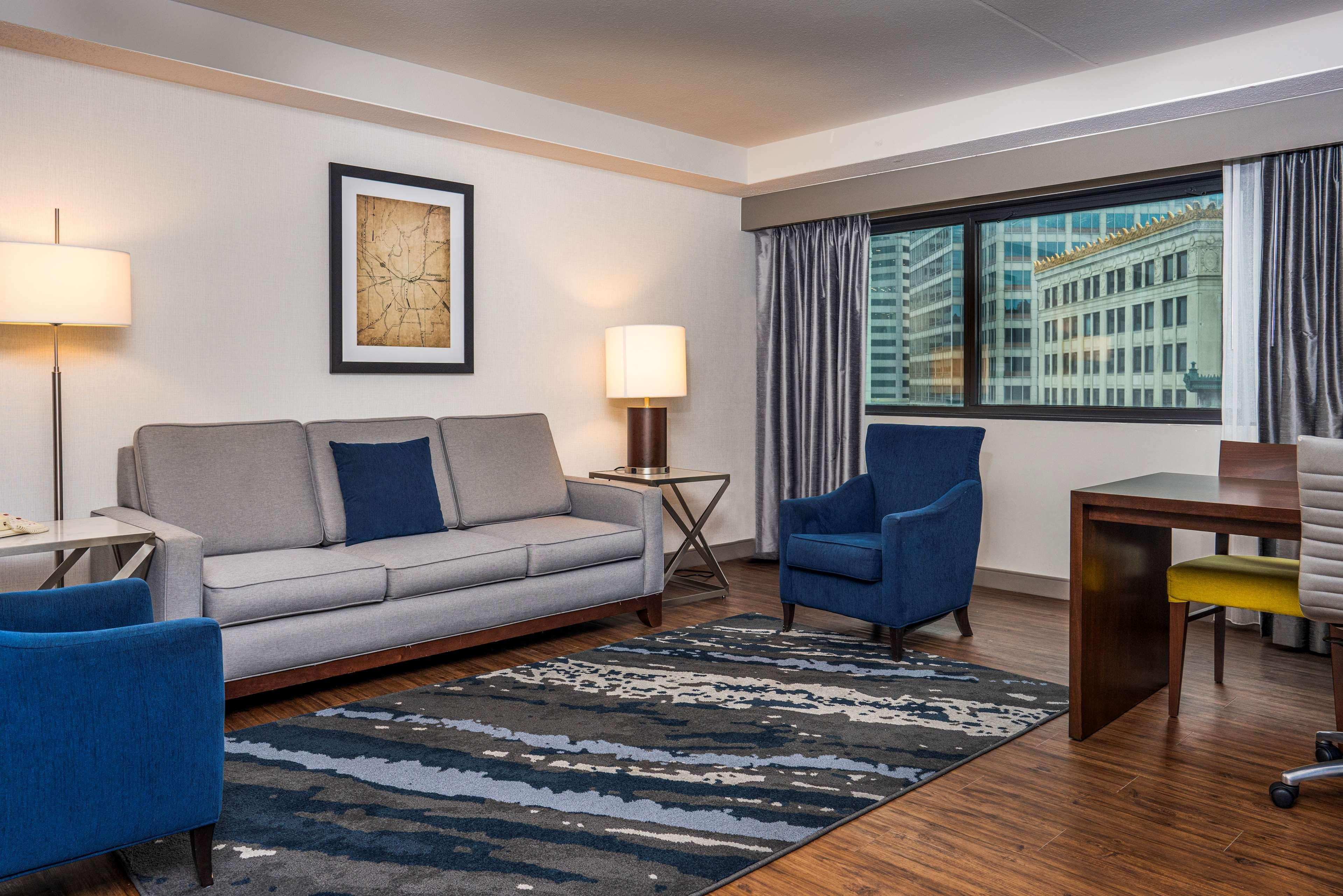 Embassy Suites By Hilton Indianapolis Downtown Zewnętrze zdjęcie